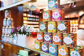 Hotel Indigo Shanghai on The Bund by IHG