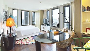 Hotel Indigo Shanghai on The Bund by IHG