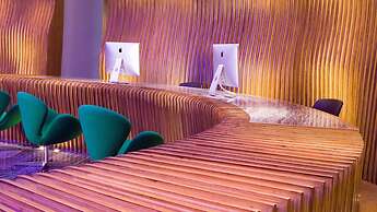 Hotel Indigo Shanghai on The Bund by IHG