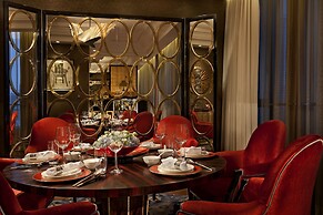 Hotel Indigo Shanghai on The Bund by IHG