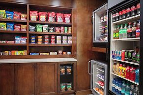 Holiday Inn Express & Suites Alexandria - Fort Belvoir by IHG