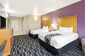 La Quinta Inn & Suites by Wyndham Ada