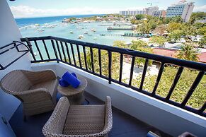 Cebu White Sands Resort and Spa