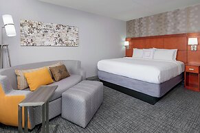 Courtyard Fort Wayne Downtown Grand Wayne Convention Center