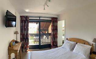 Logis Hôtel Annecy Nord / Argonay