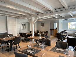 Logis Hôtel Annecy Nord / Argonay