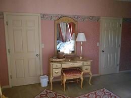 West Ridge Bed and Breakfast