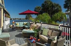 Bayfront Marin House