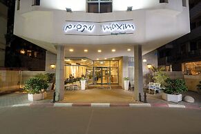 Maxim Hotel Tel Aviv