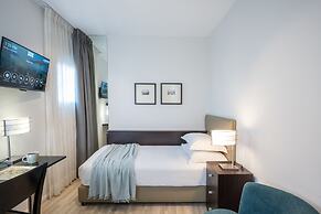 Maxim Hotel Tel Aviv