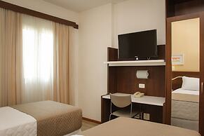 Bristol Centro Cívico Multy Hotel