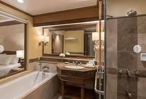 Henann Regency Resort & Spa