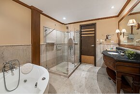 Henann Regency Resort & Spa