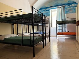 Seven Hostel
