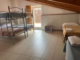 Seven Hostel