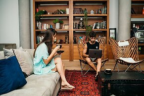 Sea Executive Suites