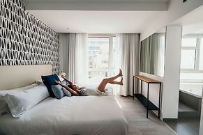 Sea Executive Suites