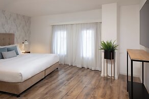 Sea Executive Suites