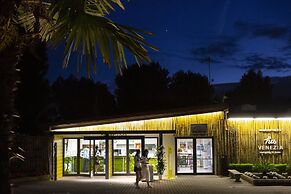 Hu Venezia Camping in Town