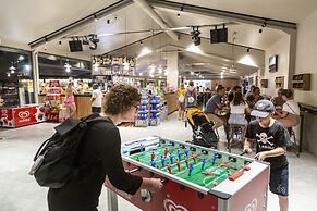 Hu Venezia Camping in Town