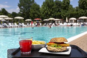 Hu Venezia Camping in Town