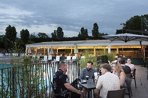 Hu Venezia Camping in Town