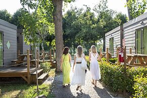 Hu Venezia Camping in Town