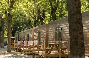 Hu Venezia Camping in Town