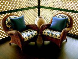 Pinctada McAlpine House