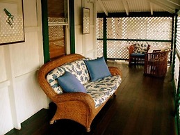 Pinctada McAlpine House