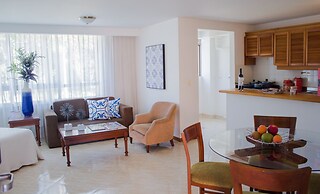 Aparta Hotel Portal del Rodeo