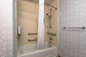 Hampton Inn & Suites Wilder