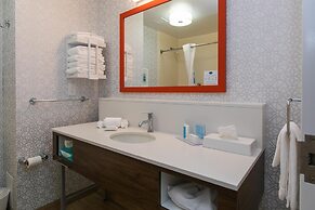 Hampton Inn & Suites Wilder