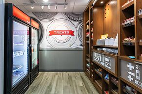 Hampton Inn & Suites Wilder