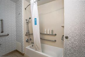 Hampton Inn & Suites Wilder