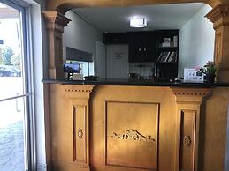 Summit Inn - Houston Medical Center