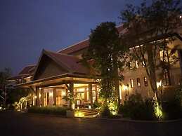 Siam Society Hotel & Resort