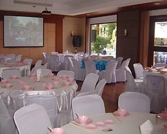 Siam Society Hotel & Resort