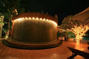 Siam Society Hotel & Resort