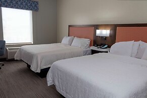 Hampton Inn & Suites Riverton