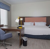 Hampton Inn & Suites Riverton