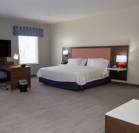 Hampton Inn & Suites Riverton