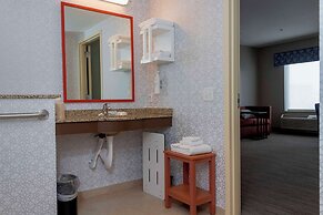 Hampton Inn & Suites Riverton