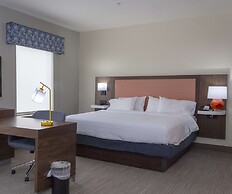 Hampton Inn & Suites Riverton