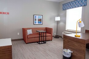 Hampton Inn & Suites Riverton