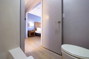 OYO Waves Hotel Newport OR - NYE Beach