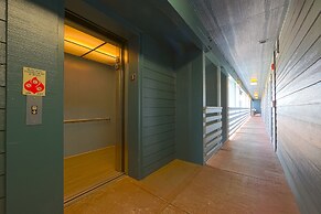 OYO Waves Hotel Newport OR - NYE Beach