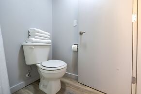 OYO Waves Hotel Newport OR - NYE Beach