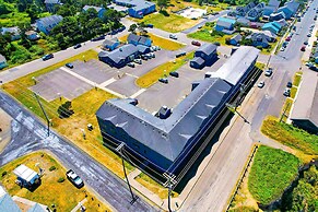 OYO Waves Hotel Newport OR - NYE Beach