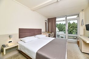 Hotel Mediteran Plava Laguna